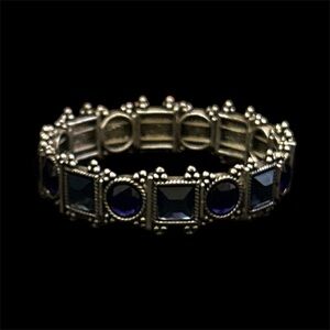 Elegant Silver and Blue Gemstone Bracelet